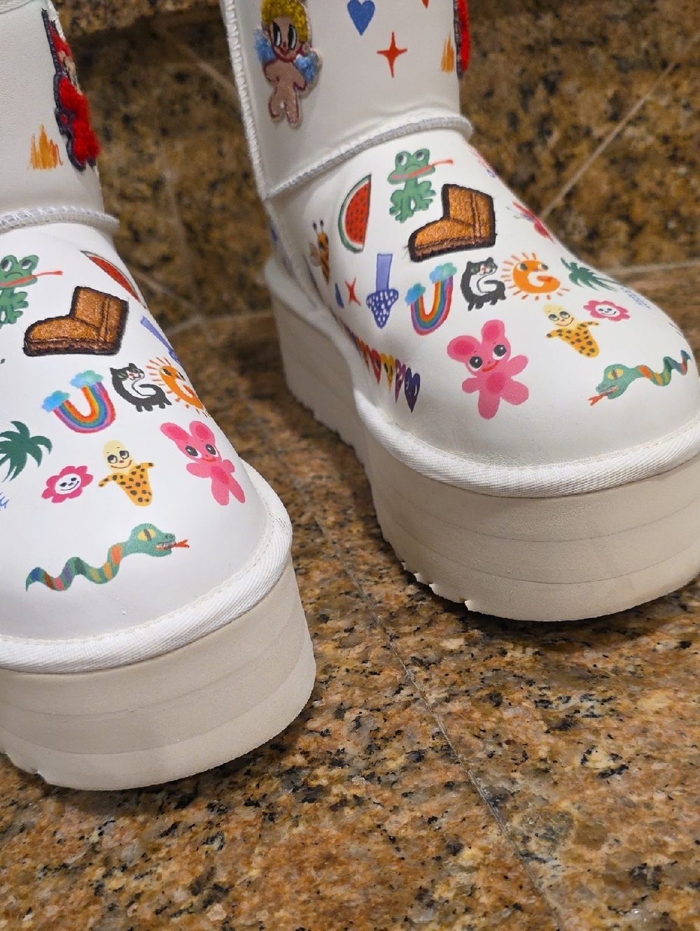 UGG Platform Pop Sketch Boot By Humberto Cruz - SZ 9 - Picture 2 of 13